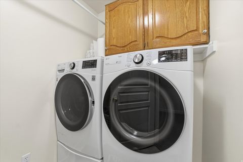 Tiny photo for 1083 W TEE TIME DR. Dr, Farmington, UT 84025 (MLS # 2154345)