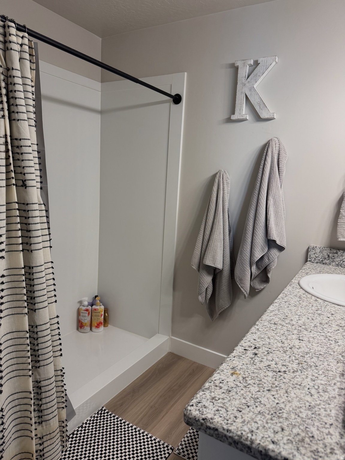 THE HILLS AT SUMMIT RIDGE - Residential