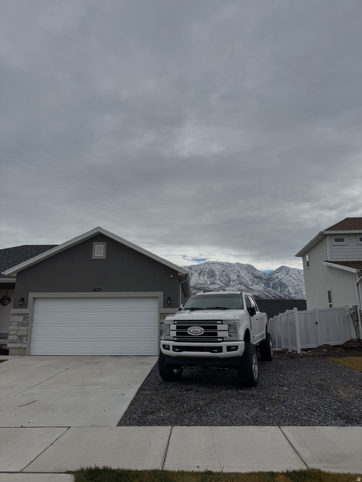 THE HILLS AT SUMMIT RIDGE - Residential