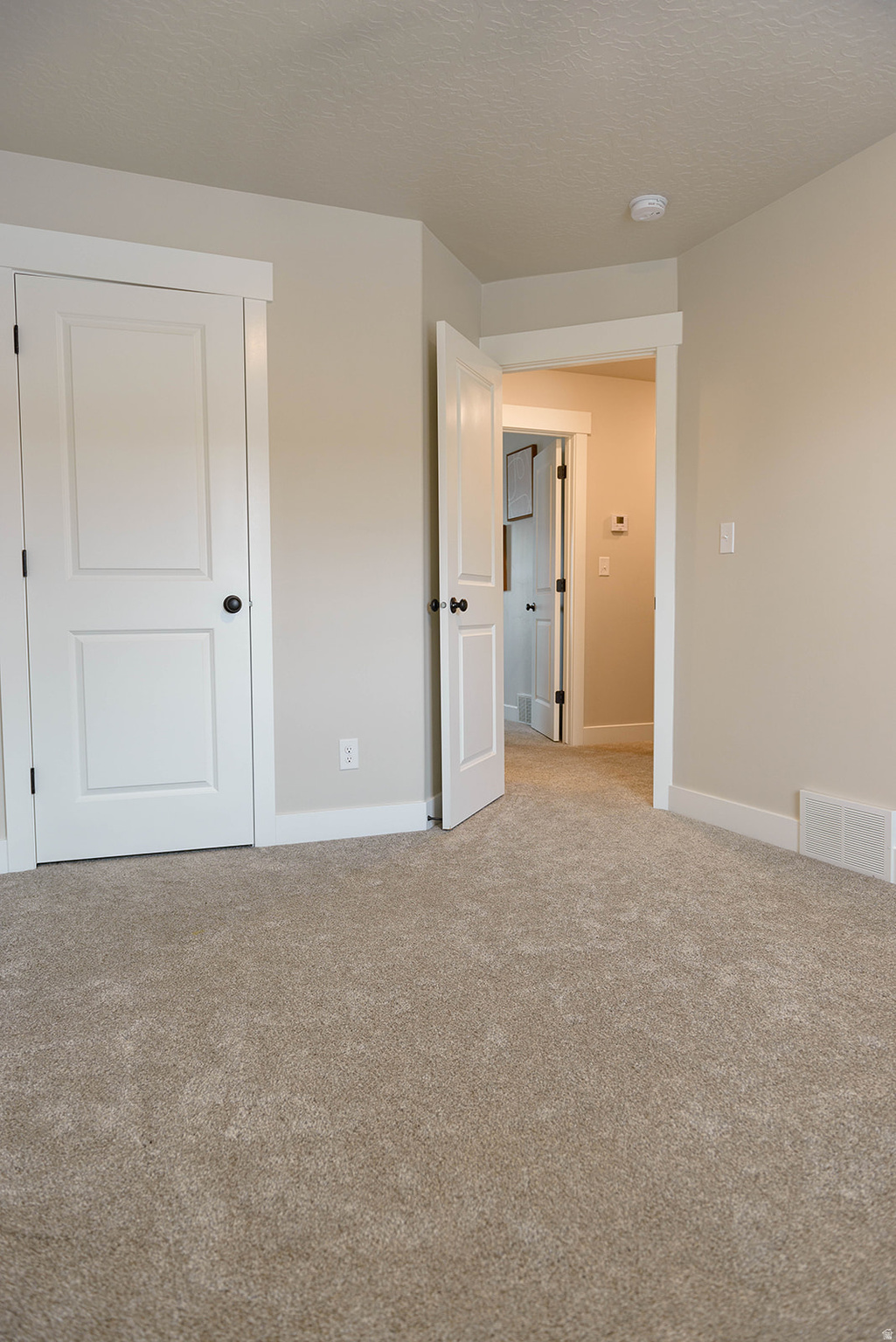 THE HILLS AT SUMMIT RIDGE - Residential