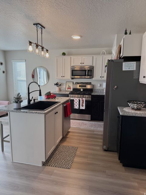 Tiny photo for 1477 S SAGEBERRY DR, Santaquin, UT 84655 (MLS # 2125984)