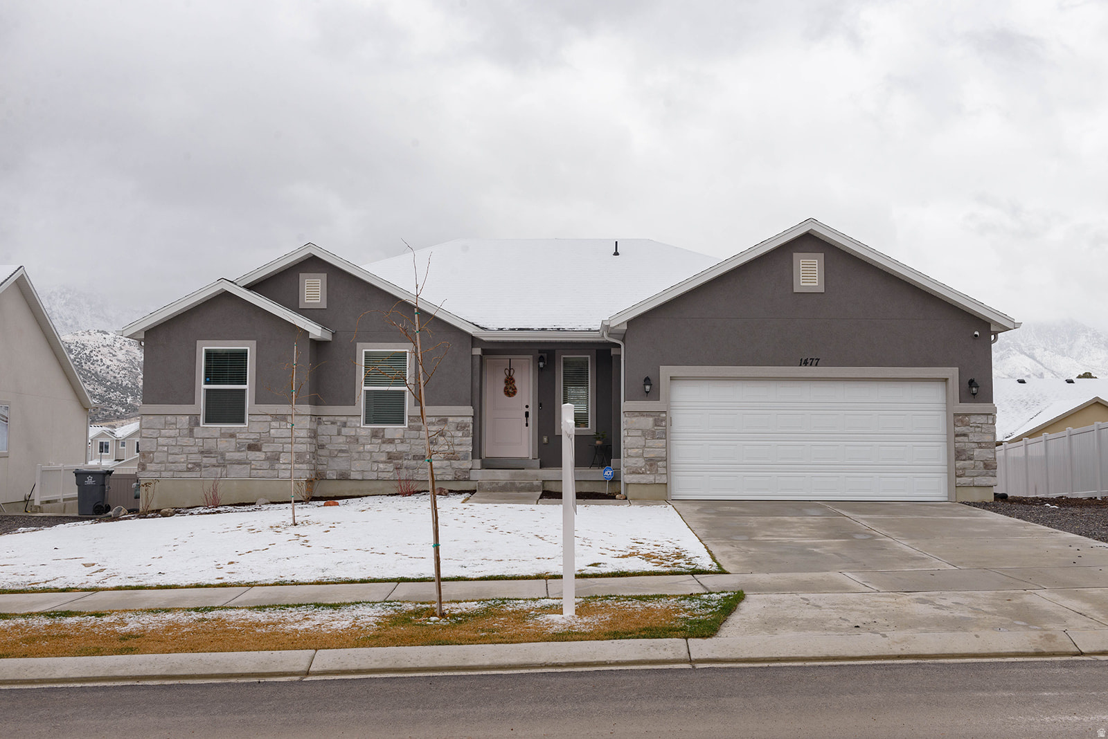 THE HILLS AT SUMMIT RIDGE - Residential