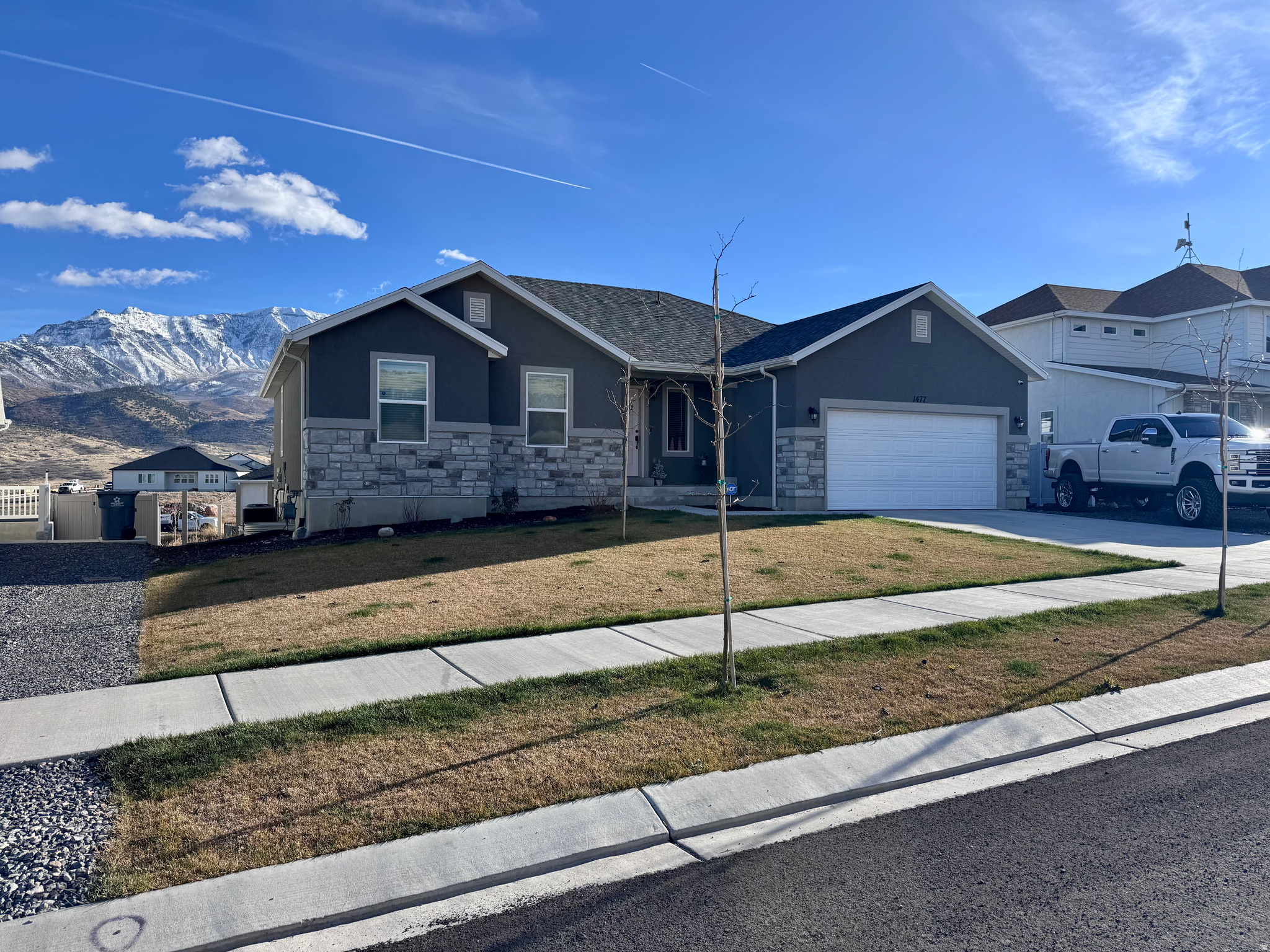 THE HILLS AT SUMMIT RIDGE - Residential