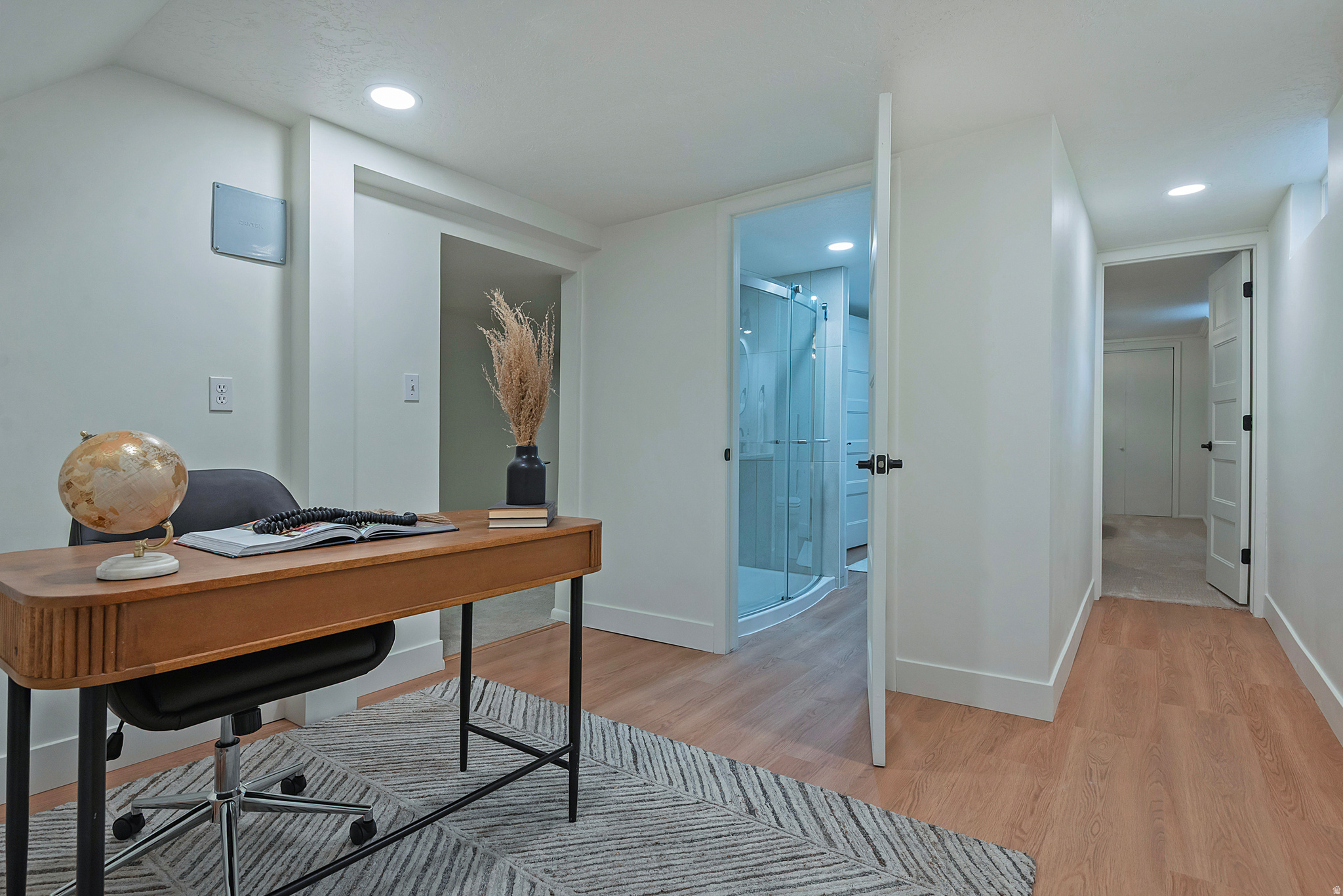 COUNTRY CLUB HEIGHTS - Residential