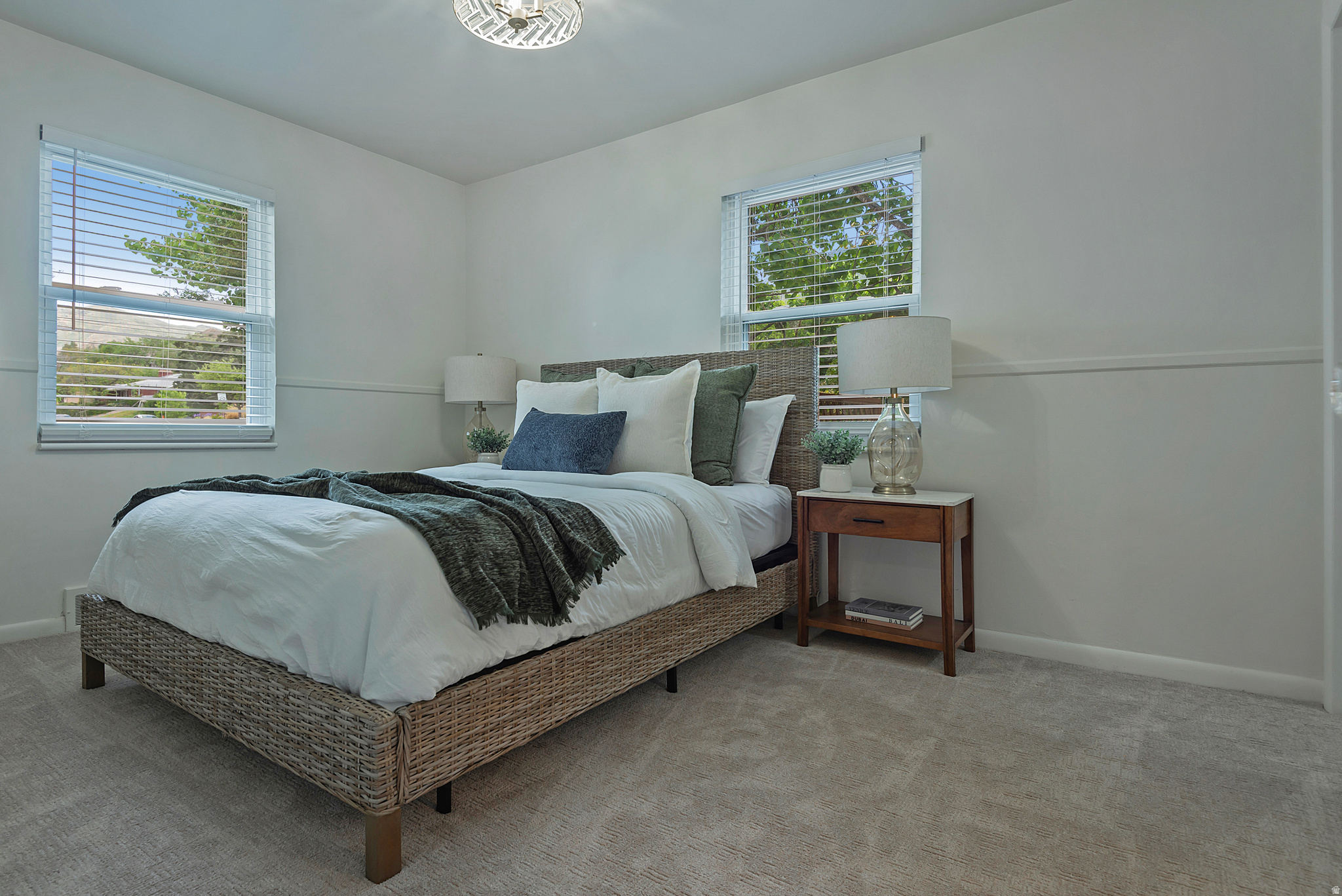COUNTRY CLUB HEIGHTS - Residential