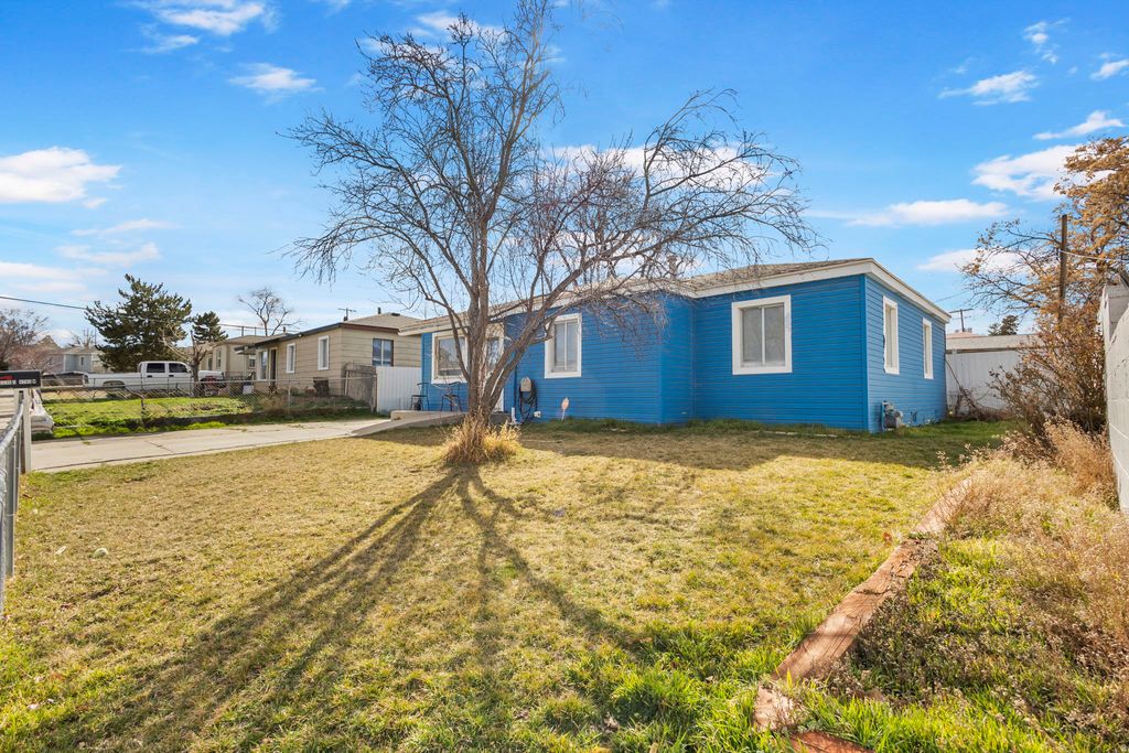 Photo of 5236 S 4780 W, Salt Lake City, UT 84118 (MLS # 2142750)
