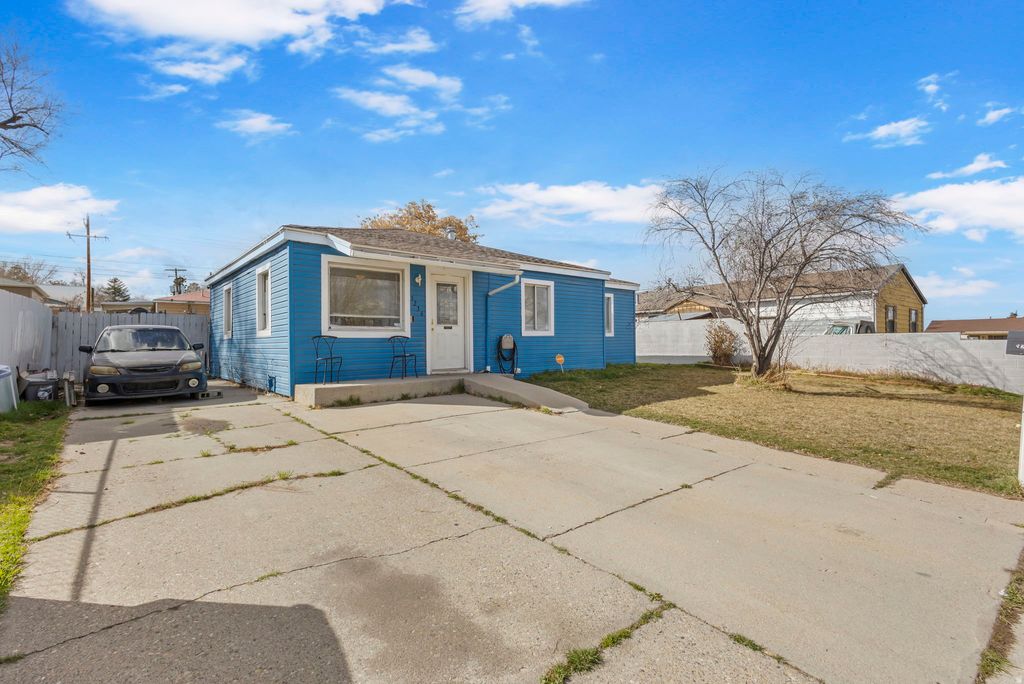Photo of 5236 S 4780 W, Salt Lake City, UT 84118 (MLS # 2142750)