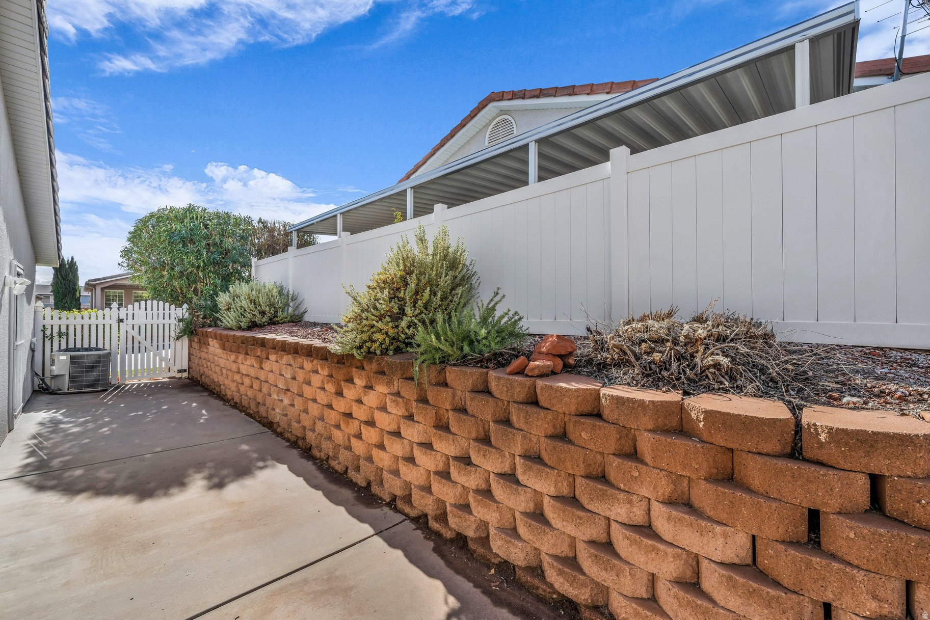 CANYON COVE LEISURE HOME COMMUNITY - Residential