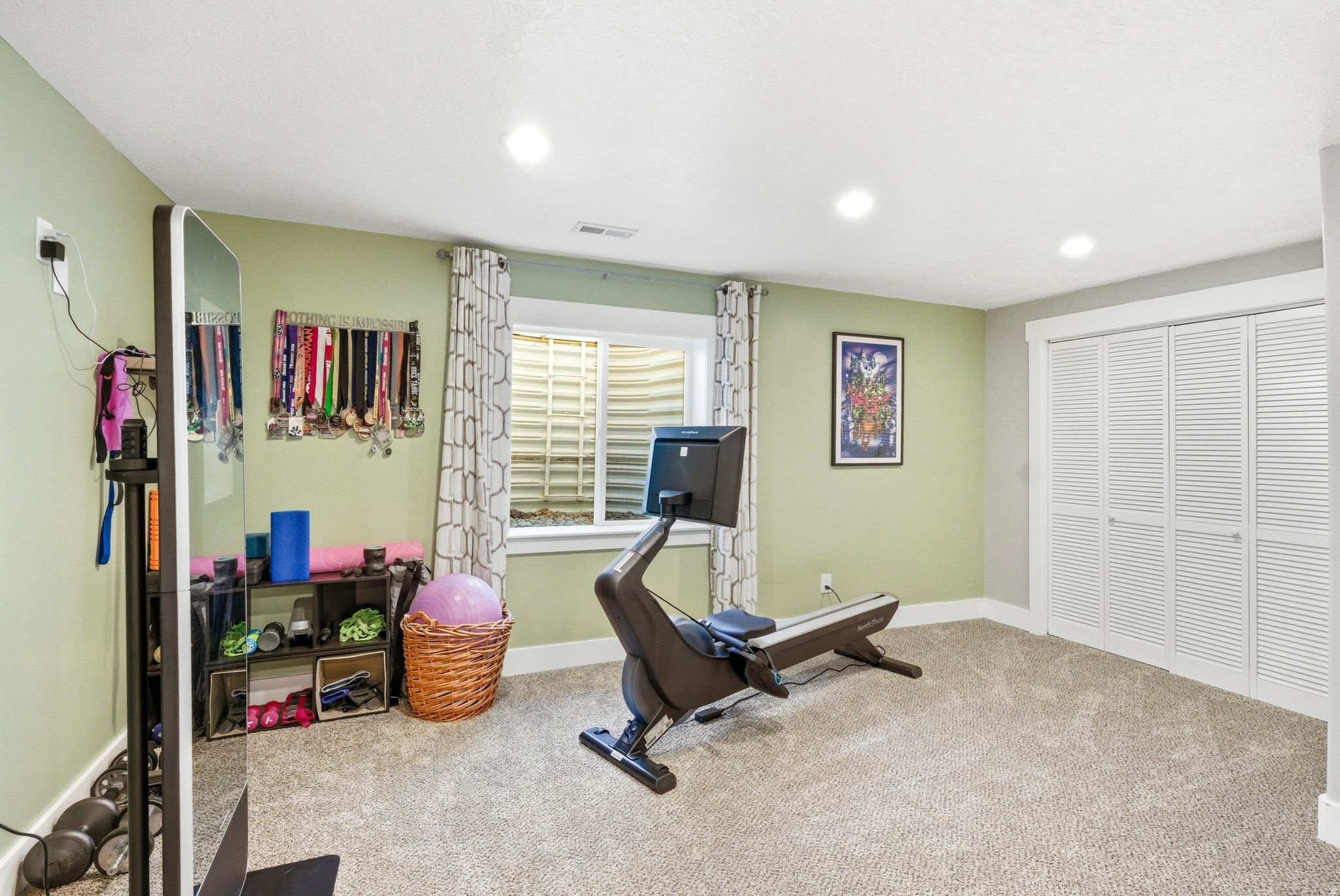 SUNSET POINTE - Residential