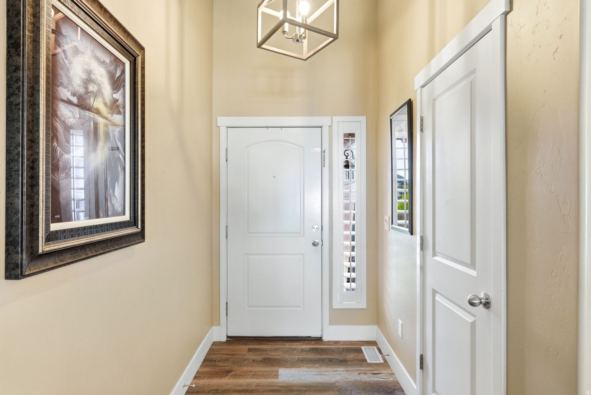 SUNSET POINTE - Residential