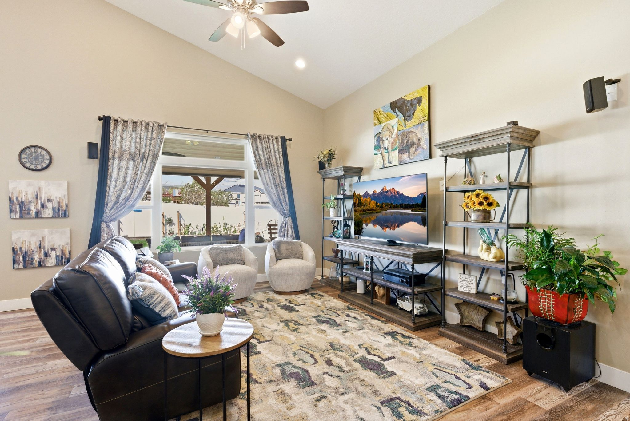 SUNSET POINTE - Residential