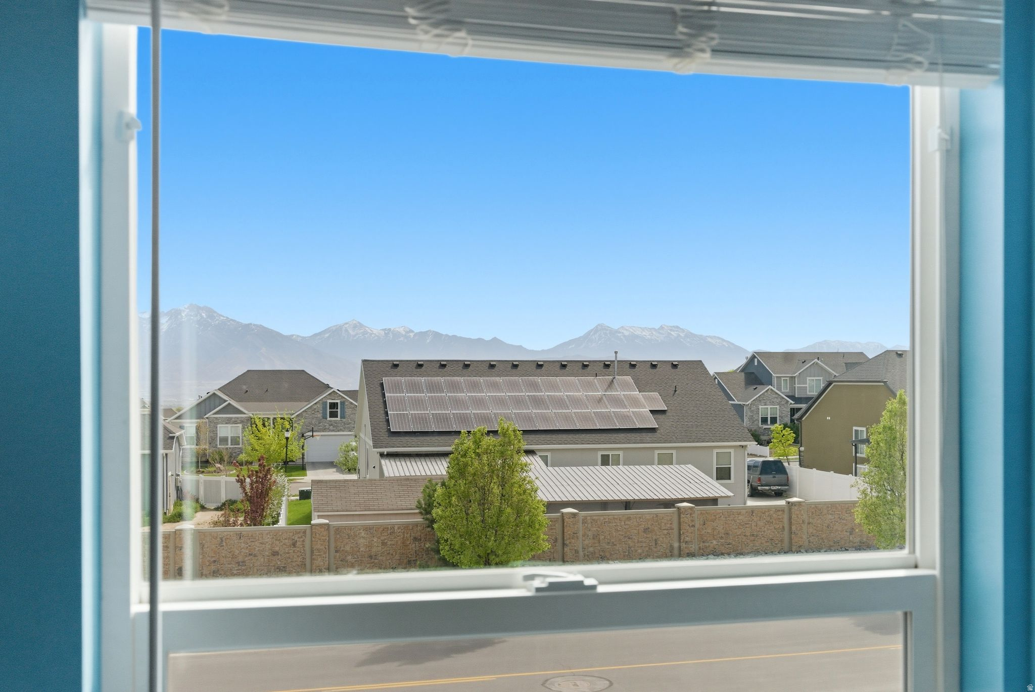 SUNSET POINTE - Residential