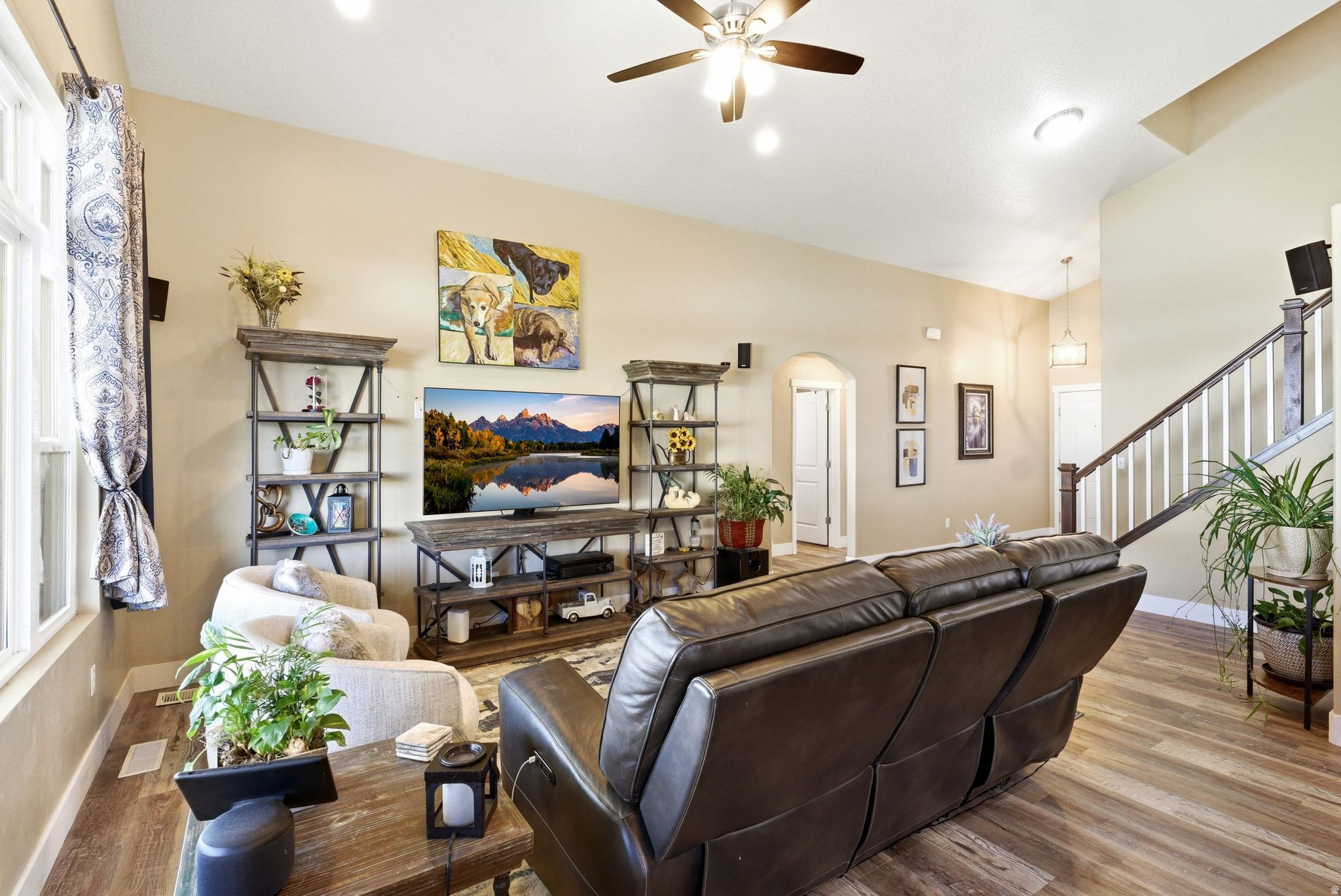 SUNSET POINTE - Residential