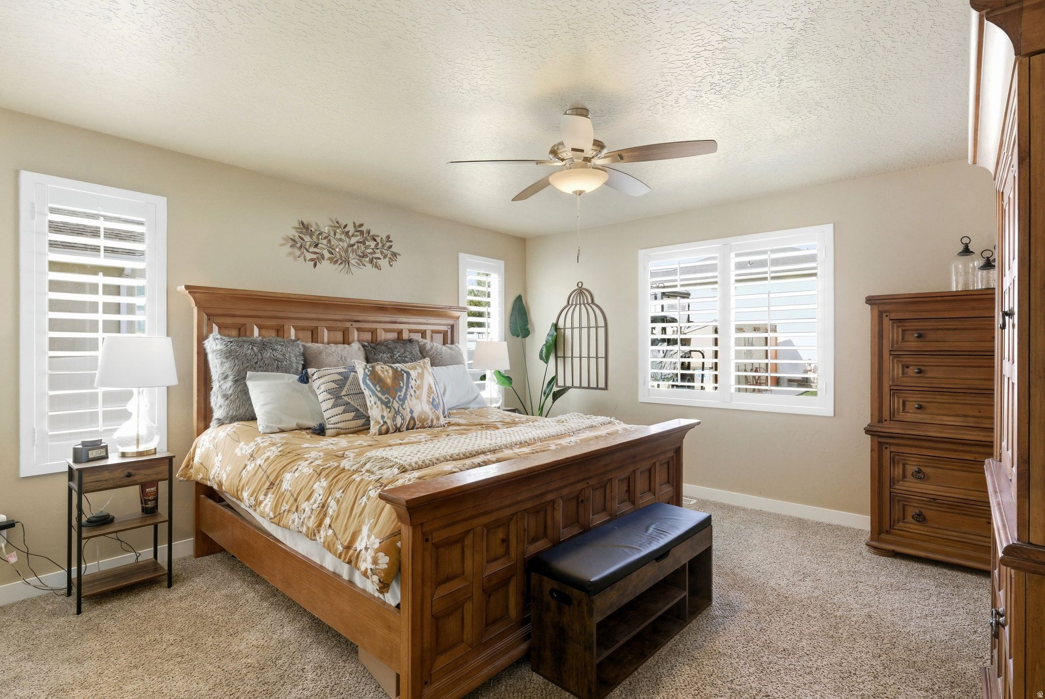 SUNSET POINTE - Residential