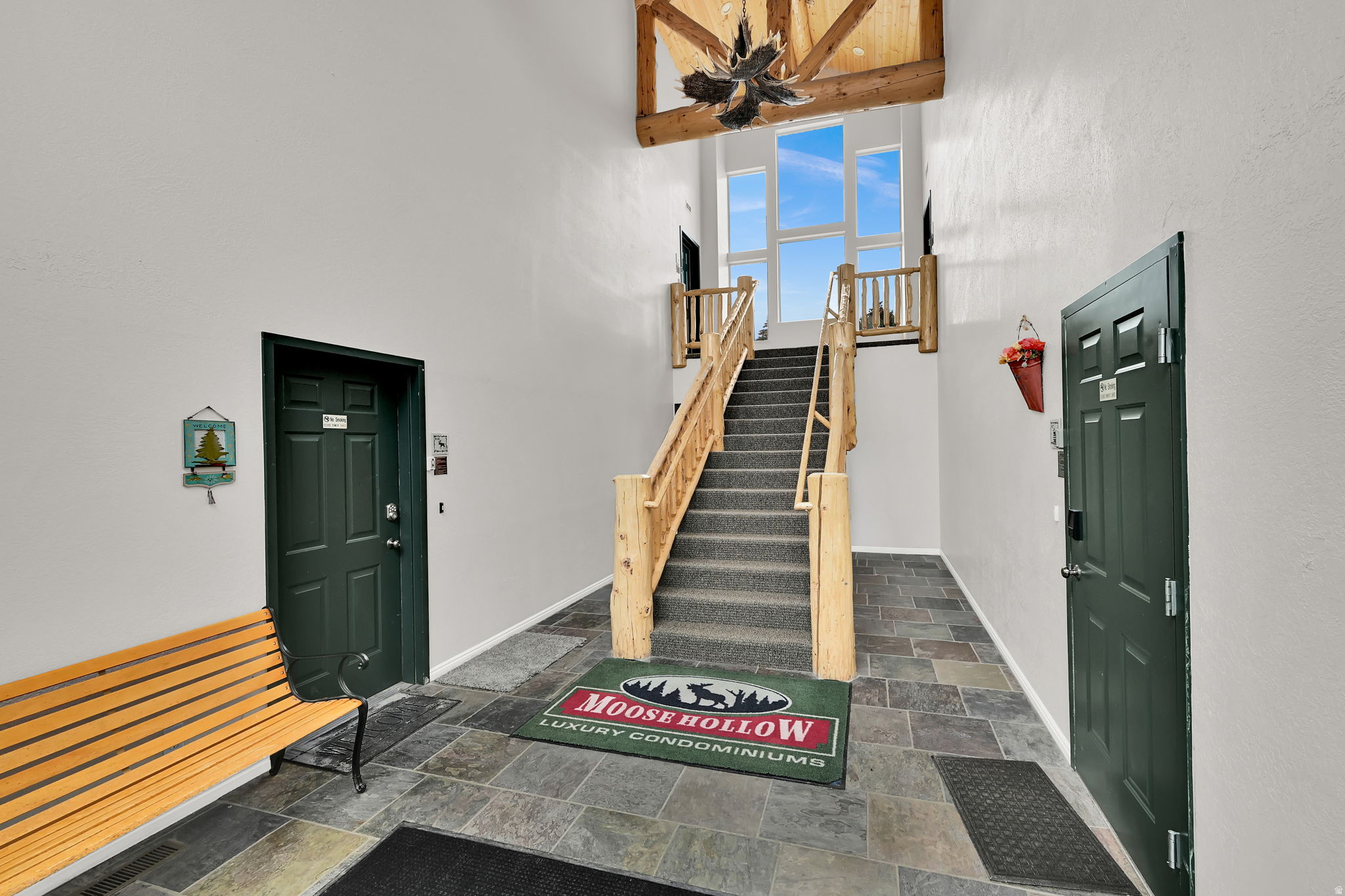 MOOSE HOLLOW - Residential