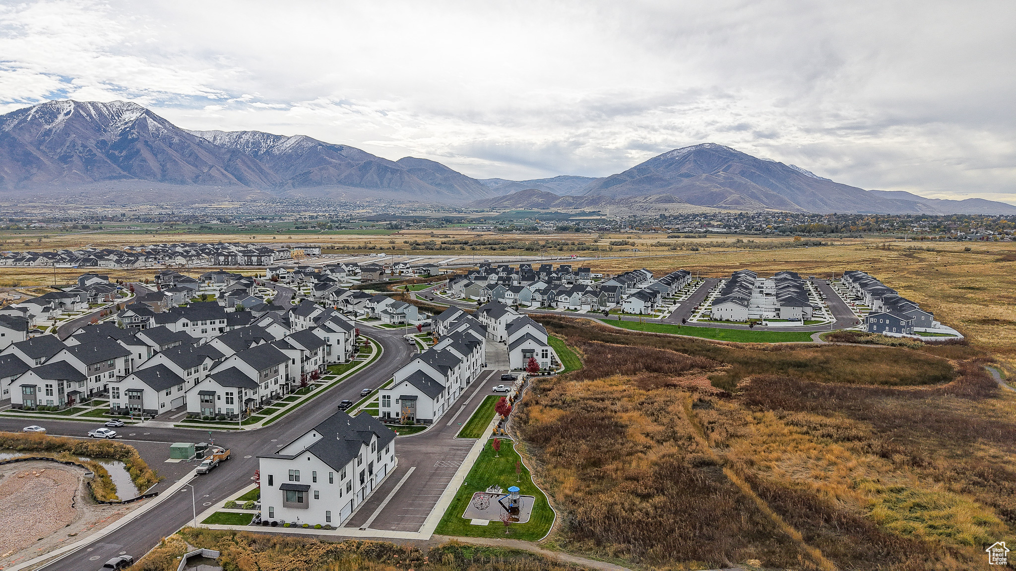 ARROWHEAD PARK - Residential