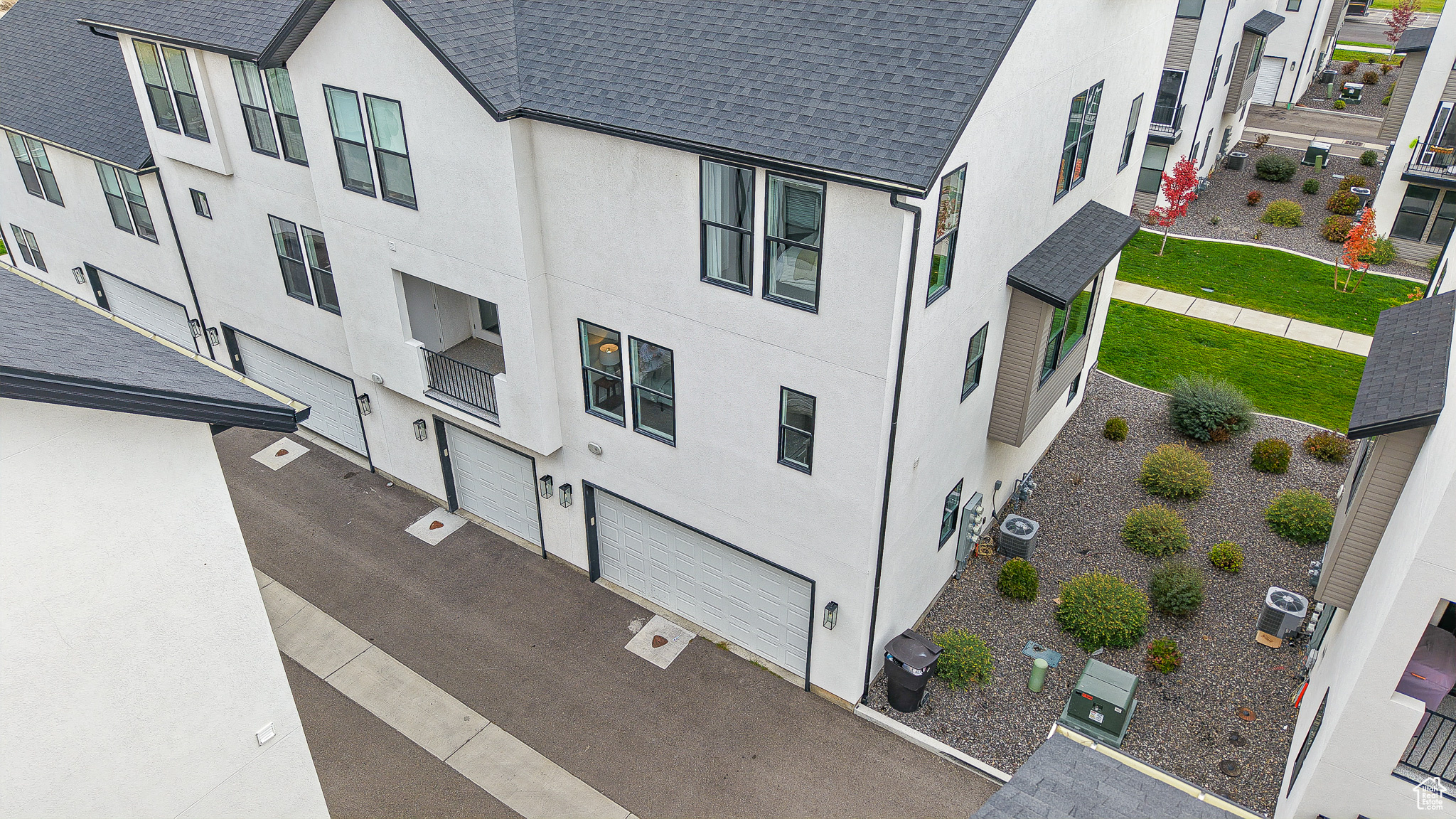 ARROWHEAD PARK - Residential