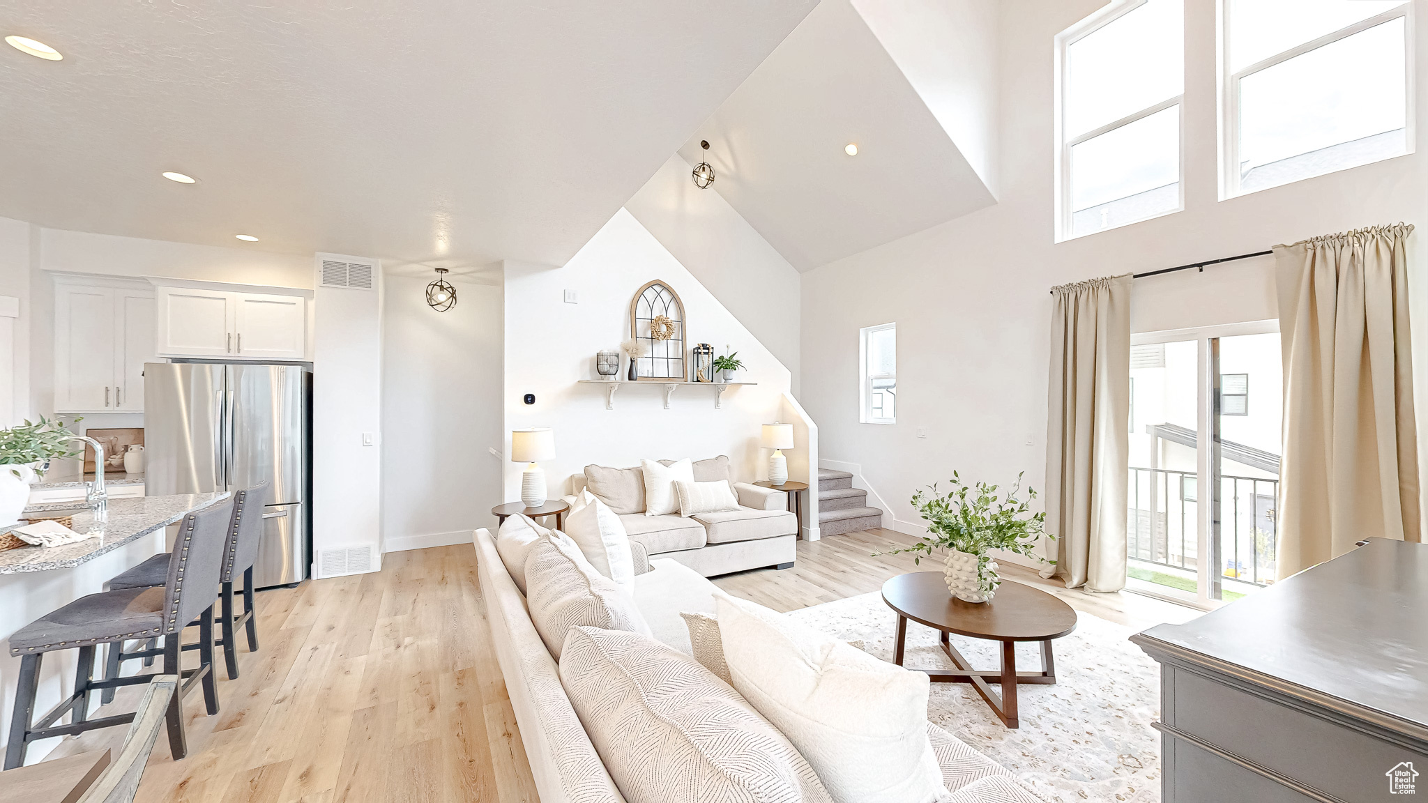 ARROWHEAD PARK - Residential