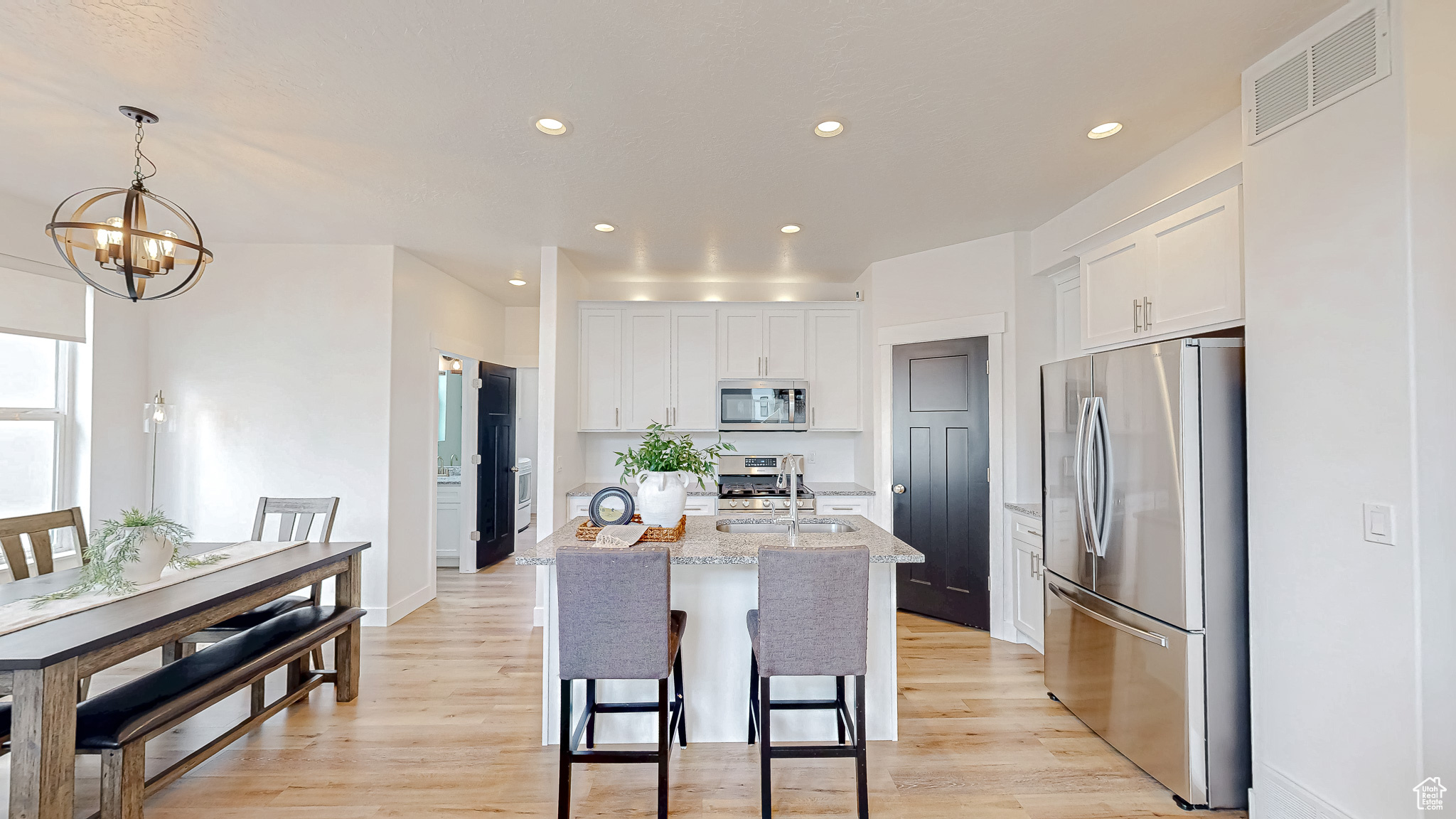 ARROWHEAD PARK - Residential