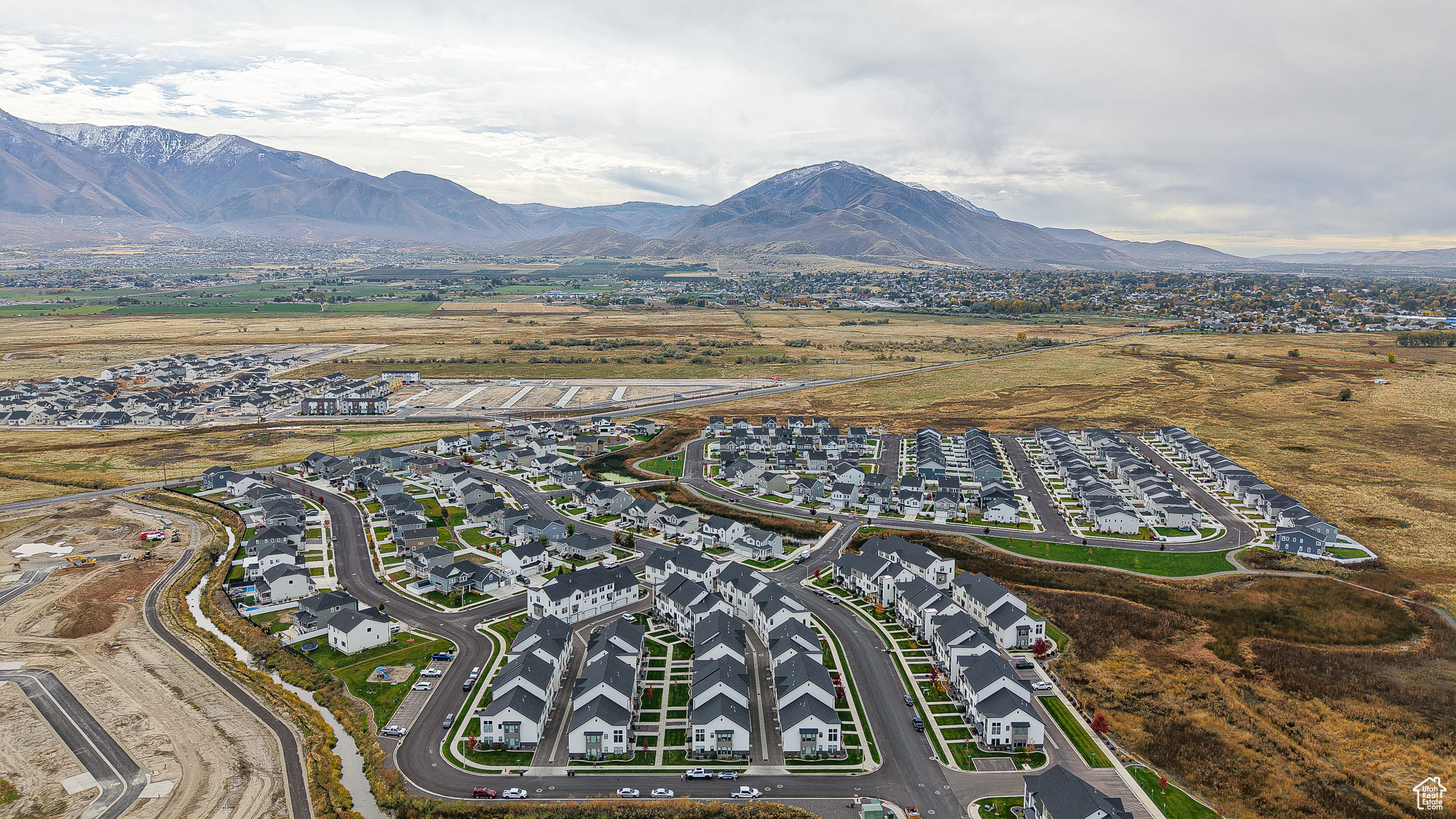 ARROWHEAD PARK - Residential