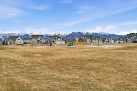 Tiny photo for 2711 E RED BARN RD, Heber City, UT 84032 (MLS # 2132899)