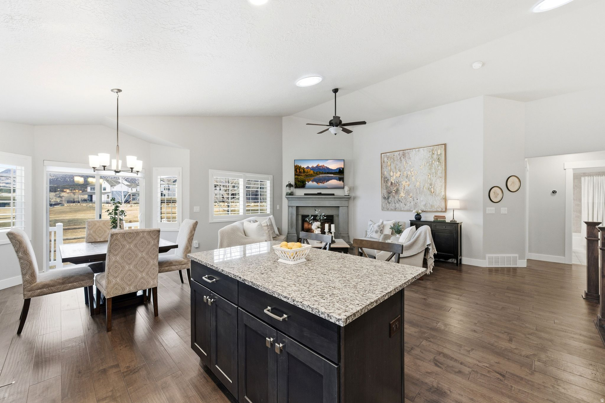 CROSSINGS AT LAKE CREEK - Residential