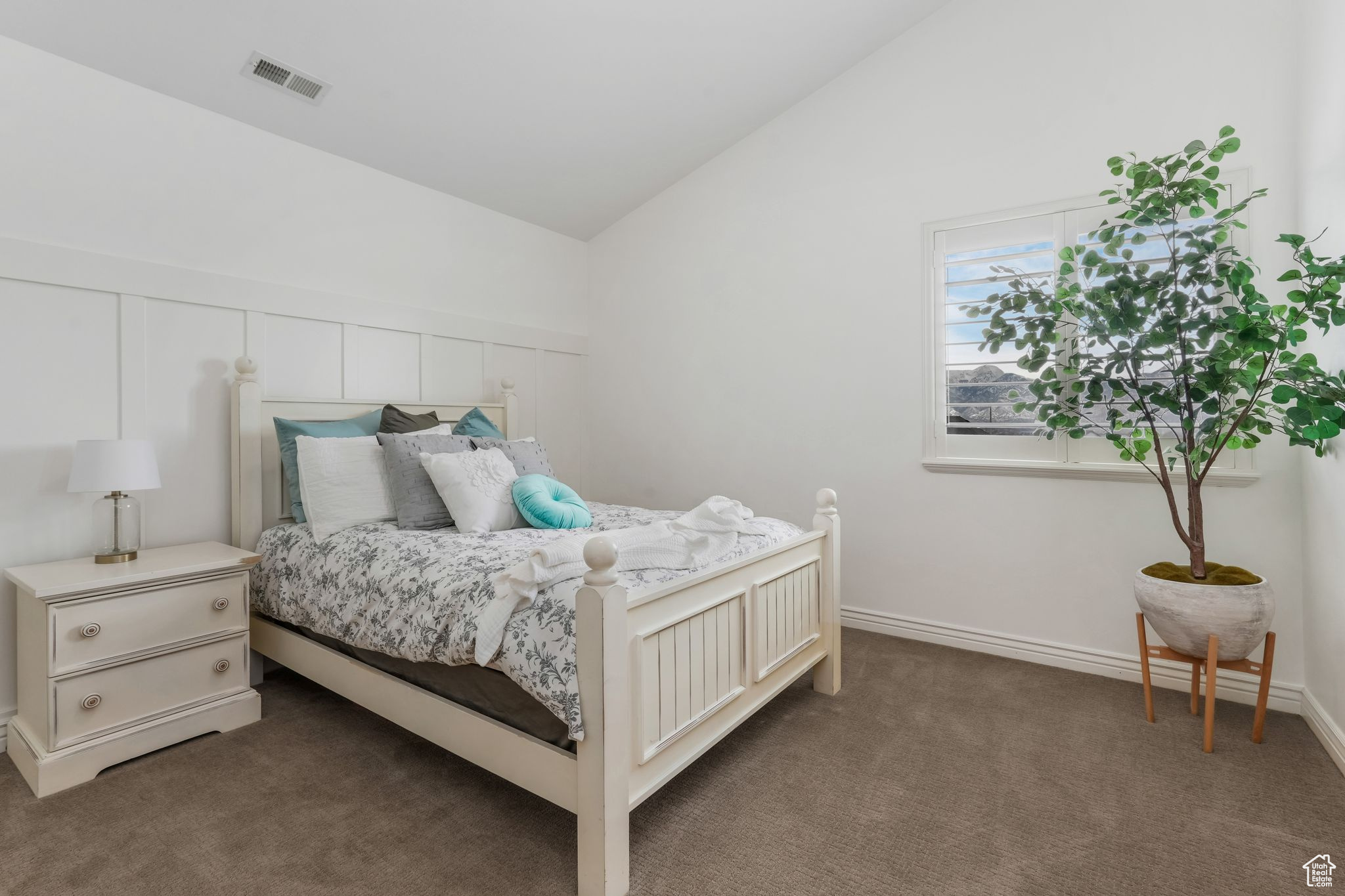 3654 W Iris Glen Ct, South Jordan, Utah image 32