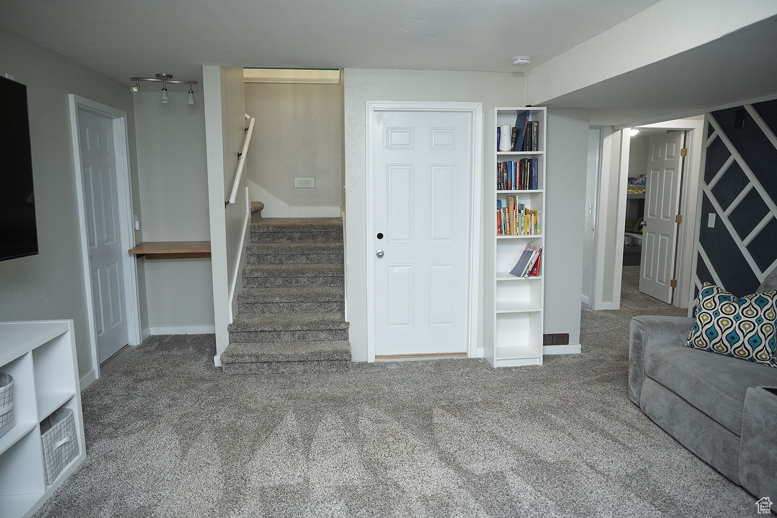 JULIE BALL SUBD - Residential