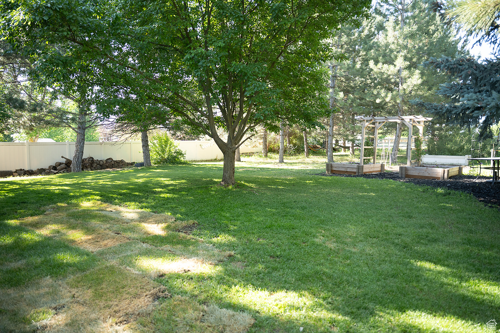 JULIE BALL SUBD - Residential