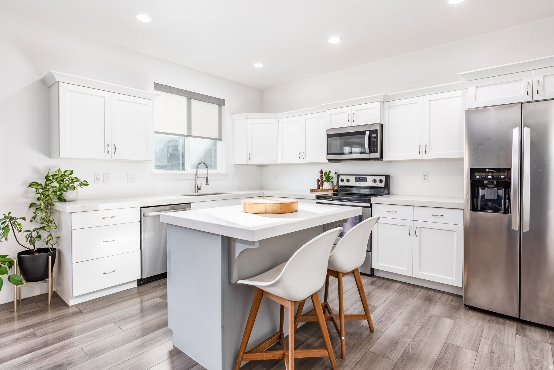 SPRINGS WATER EDGE - Residential