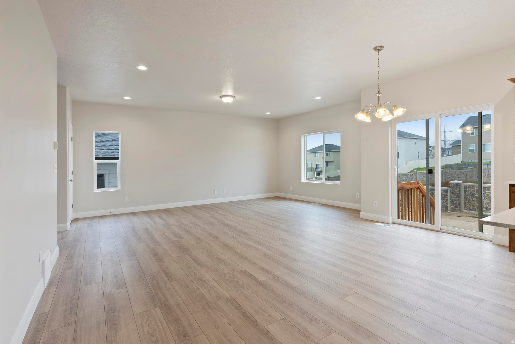 SUMMIT RIDGE THE HILLS - Residential