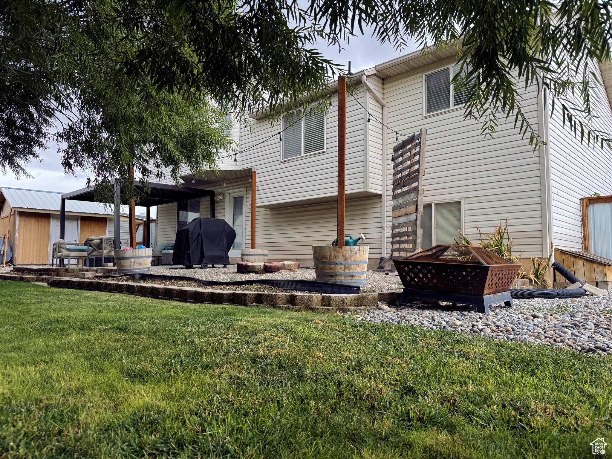 CLOVER FIELD - Residential