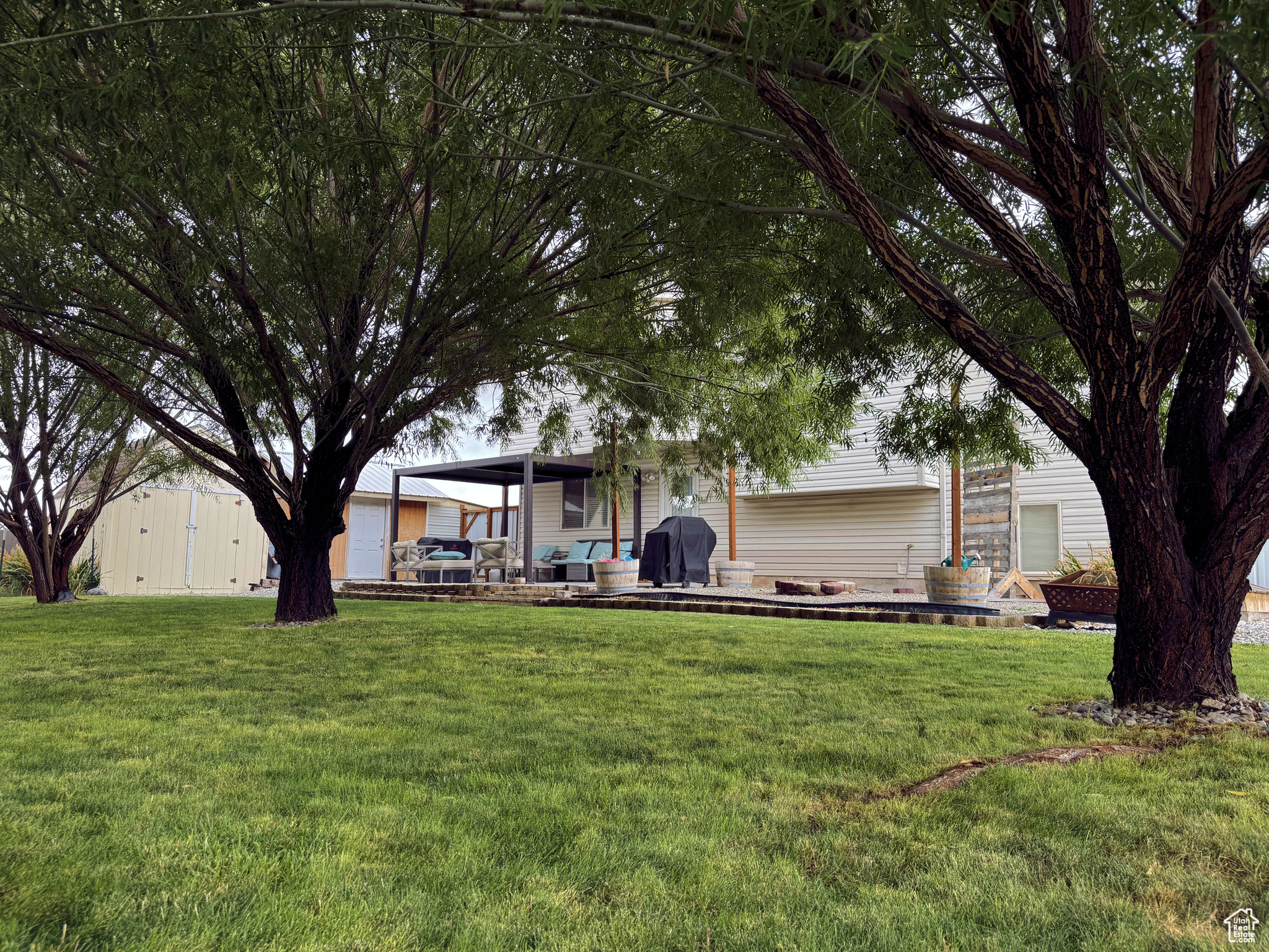 CLOVER FIELD - Residential