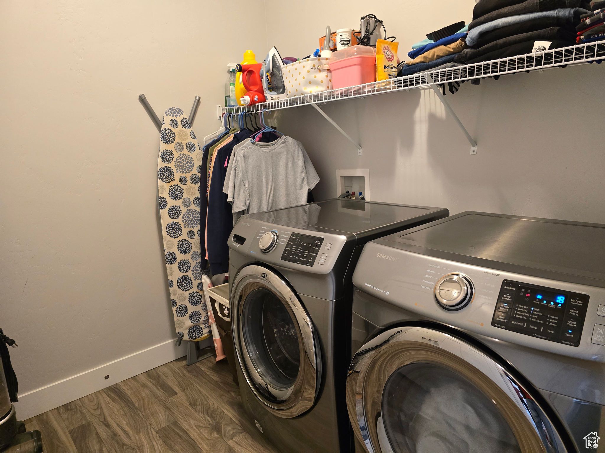 WATERS EDGE - Residential