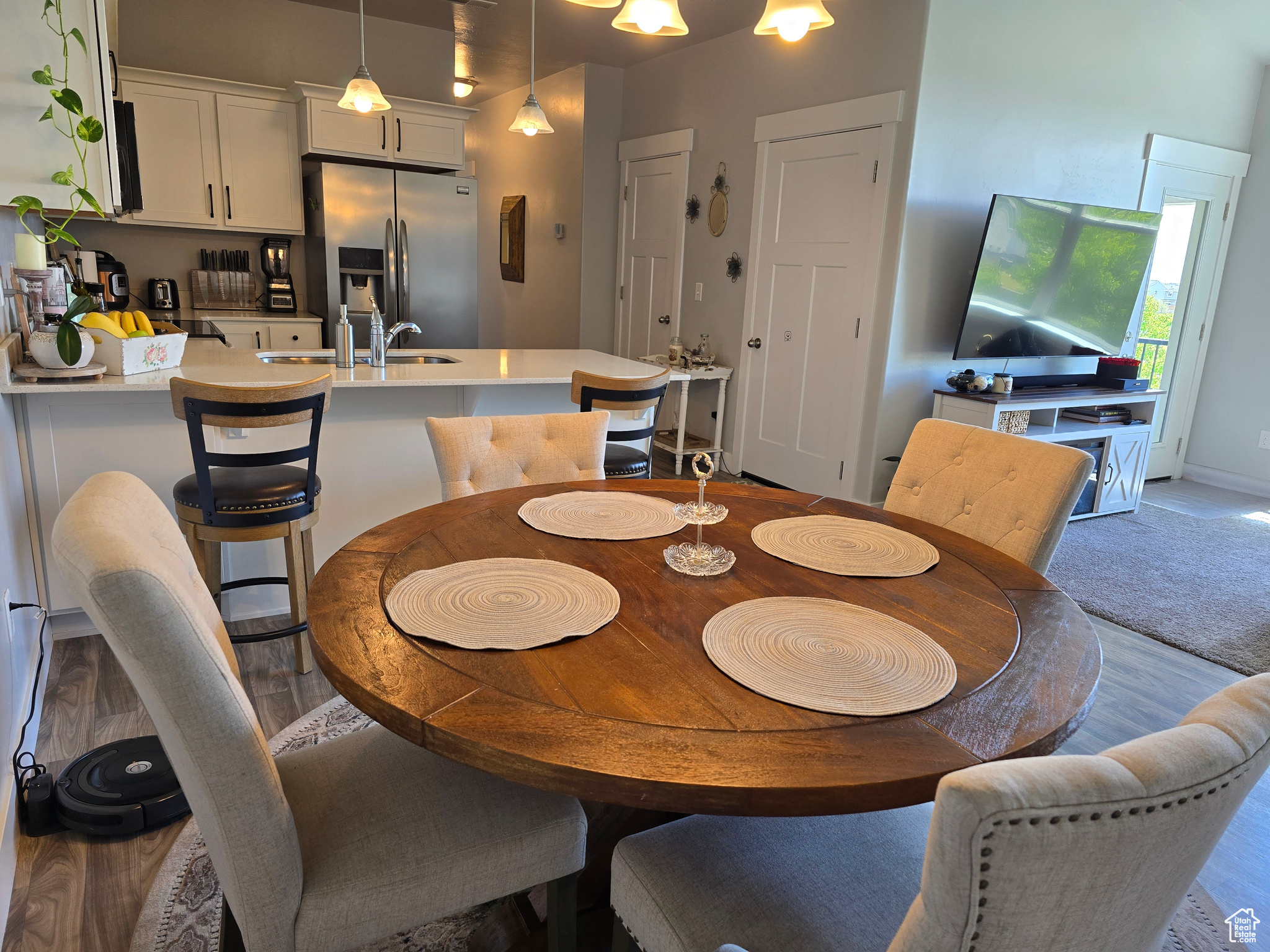 WATERS EDGE - Residential