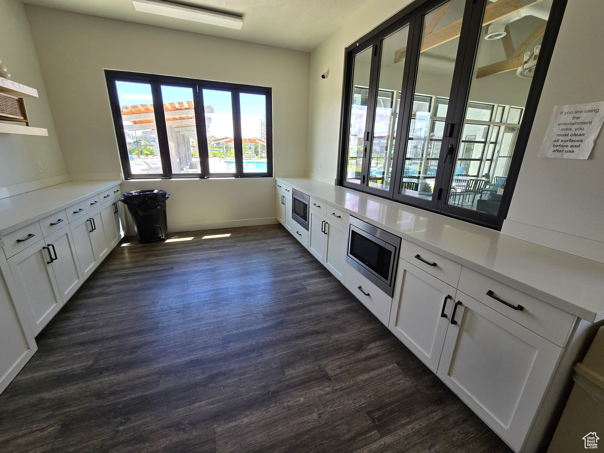 WATERS EDGE - Residential