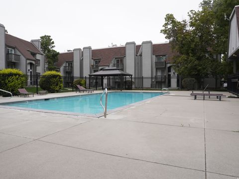 Tiny photo for 450 E CREEKSIDE CIR #B, Murray, UT 84107 (MLS # 2143038)