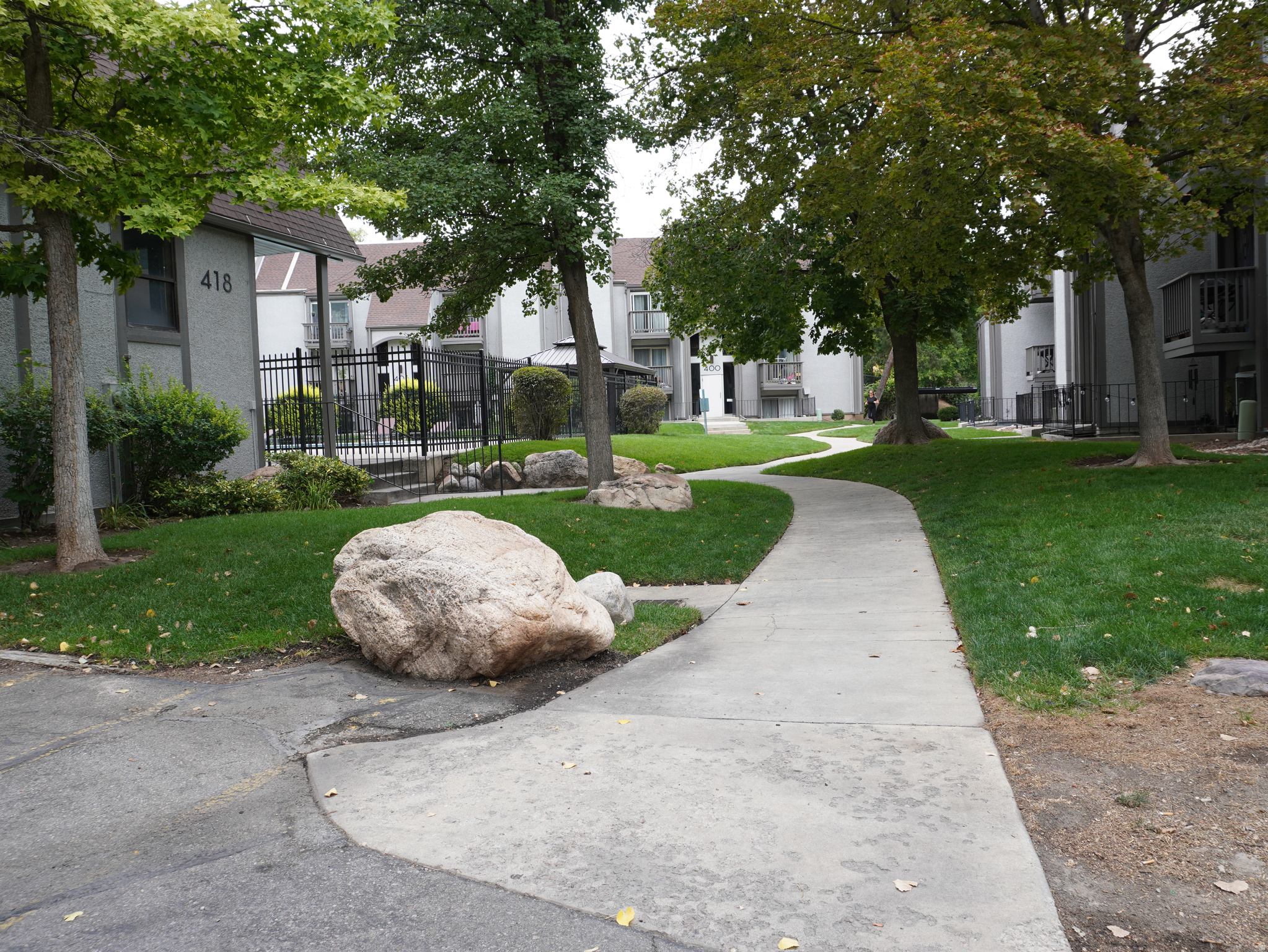 THE WILLOWBROOK CONDO - Residential