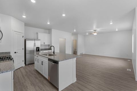 Tiny photo for 7289 SLICK ROCK WAY N, Eagle Mountain, UT 84005 (MLS # 2155370)