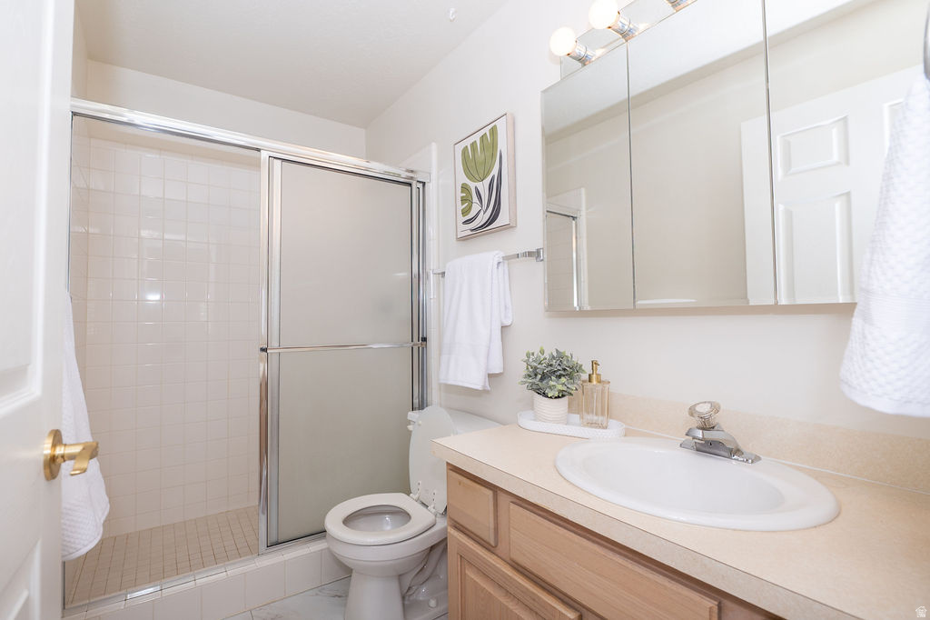 EAGLE CREST - Residential