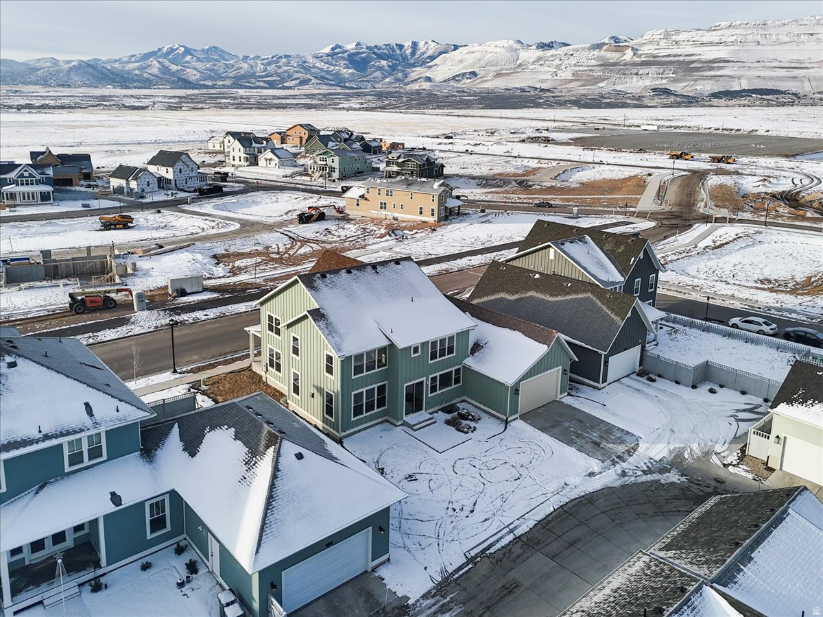 DAYBREAK - Residential