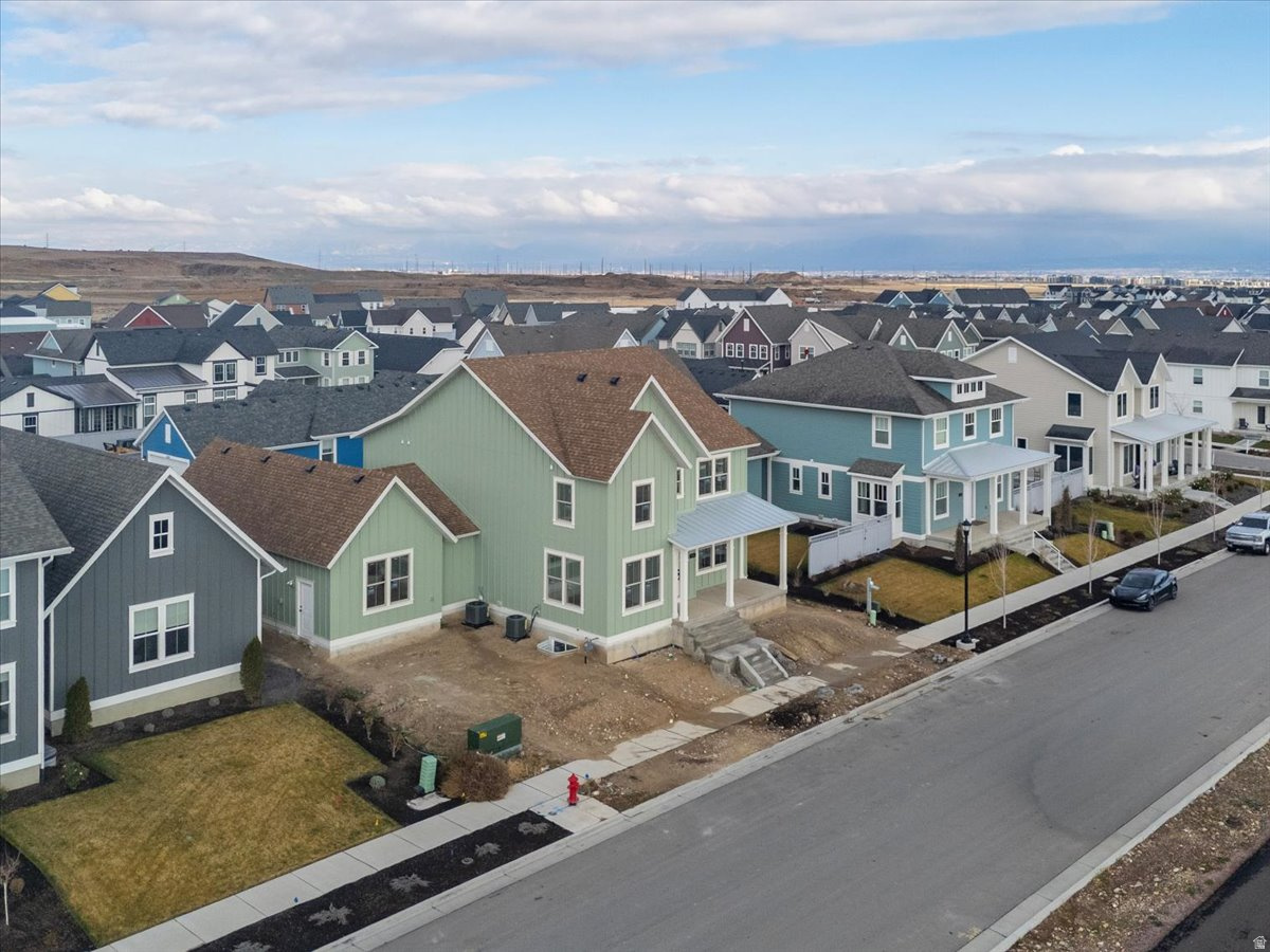 DAYBREAK - Residential