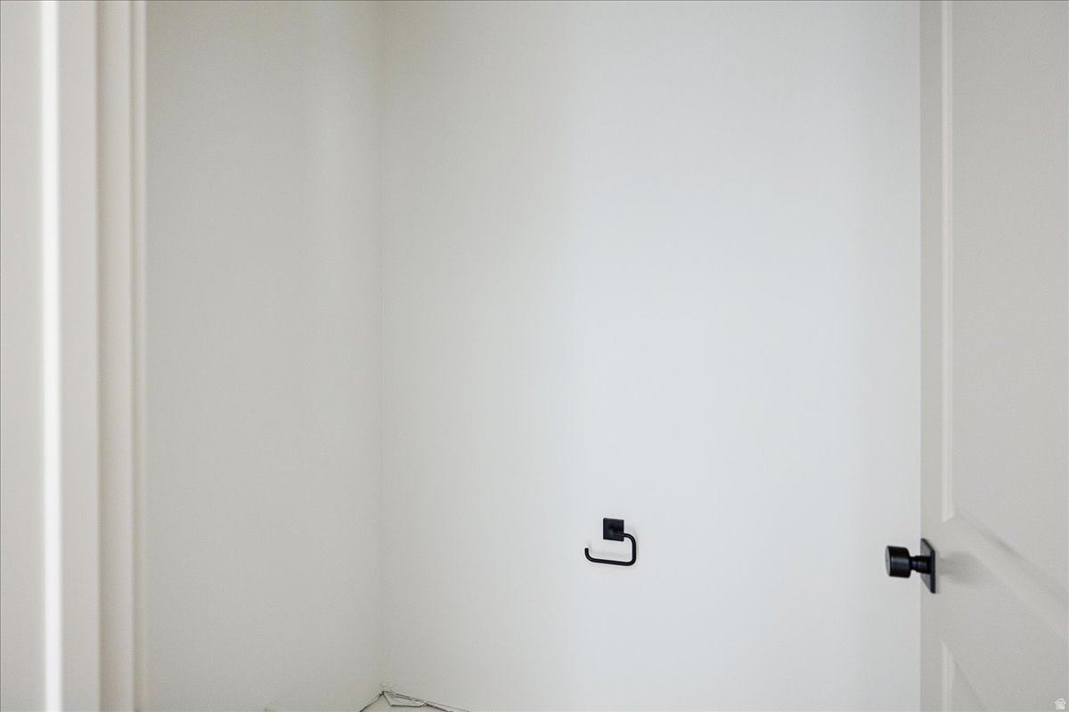 DAYBREAK - Residential