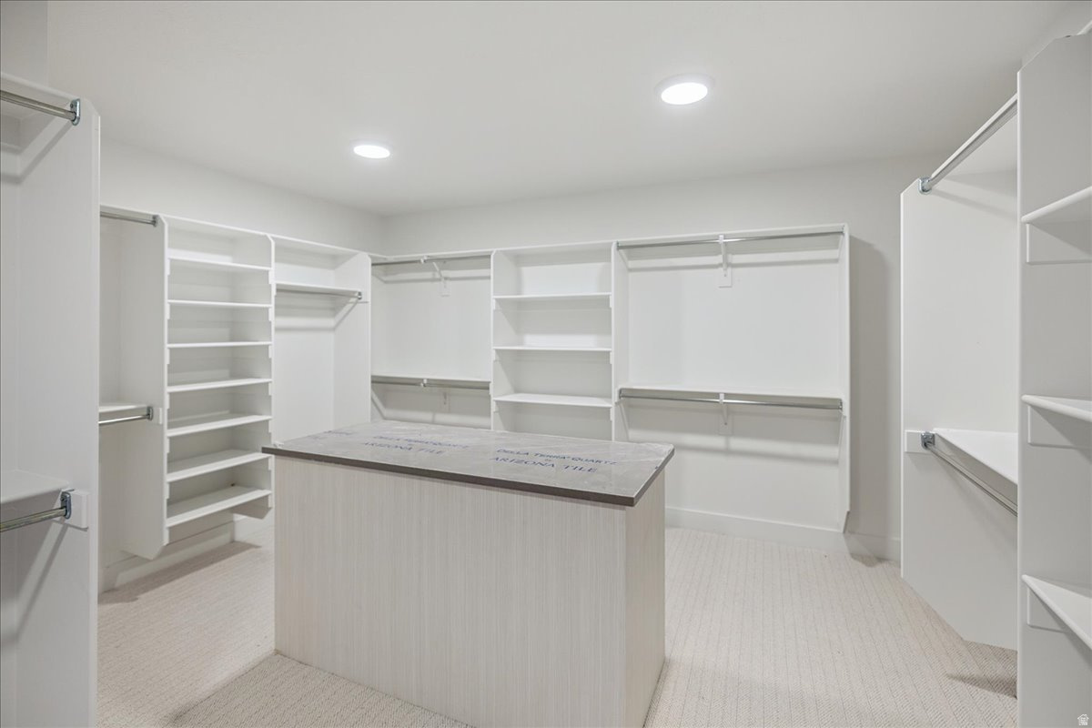 DAYBREAK - Residential