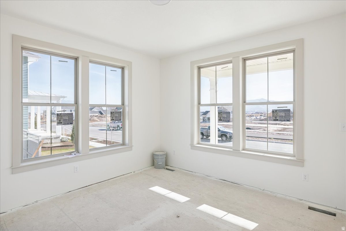 DAYBREAK - Residential