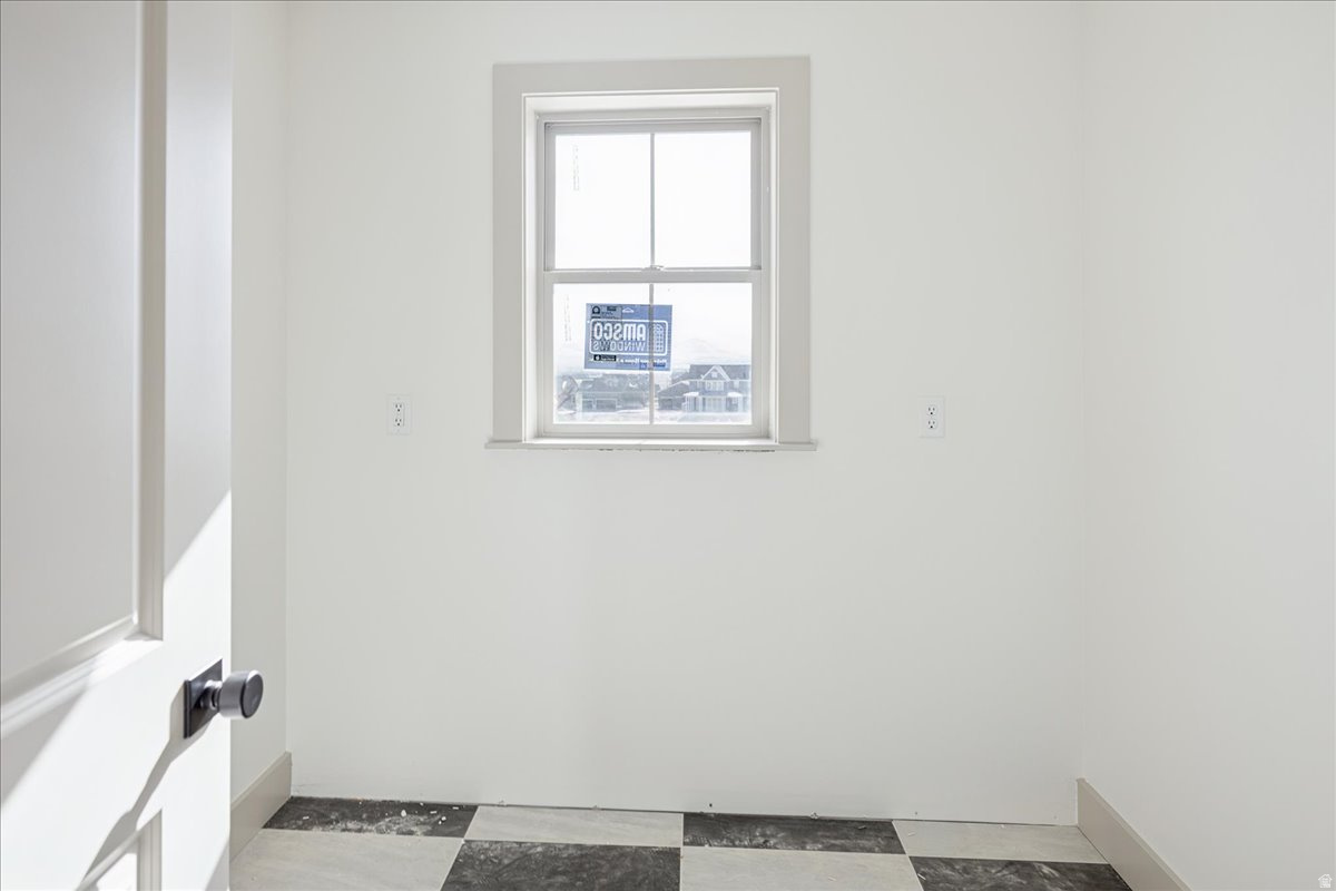 DAYBREAK - Residential