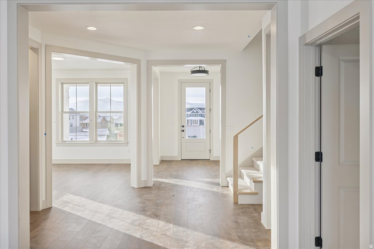 DAYBREAK - Residential