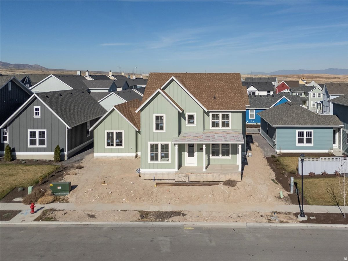 DAYBREAK - Residential