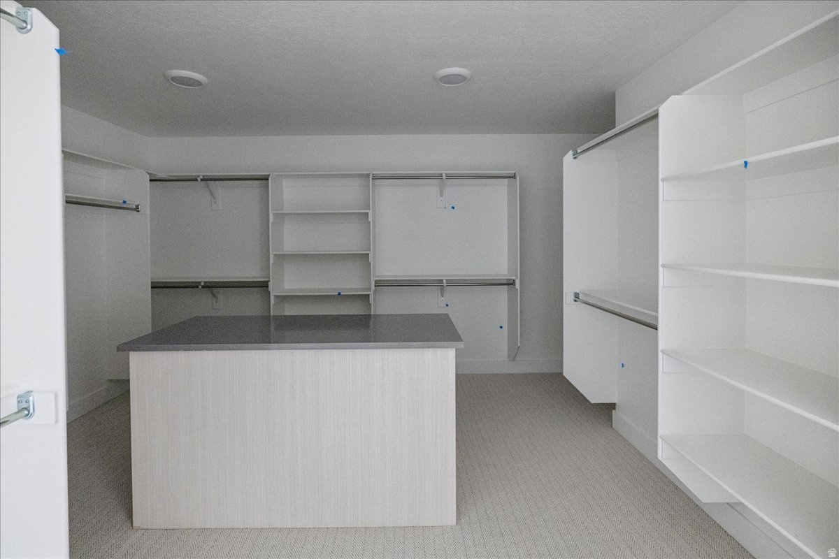 DAYBREAK - Residential