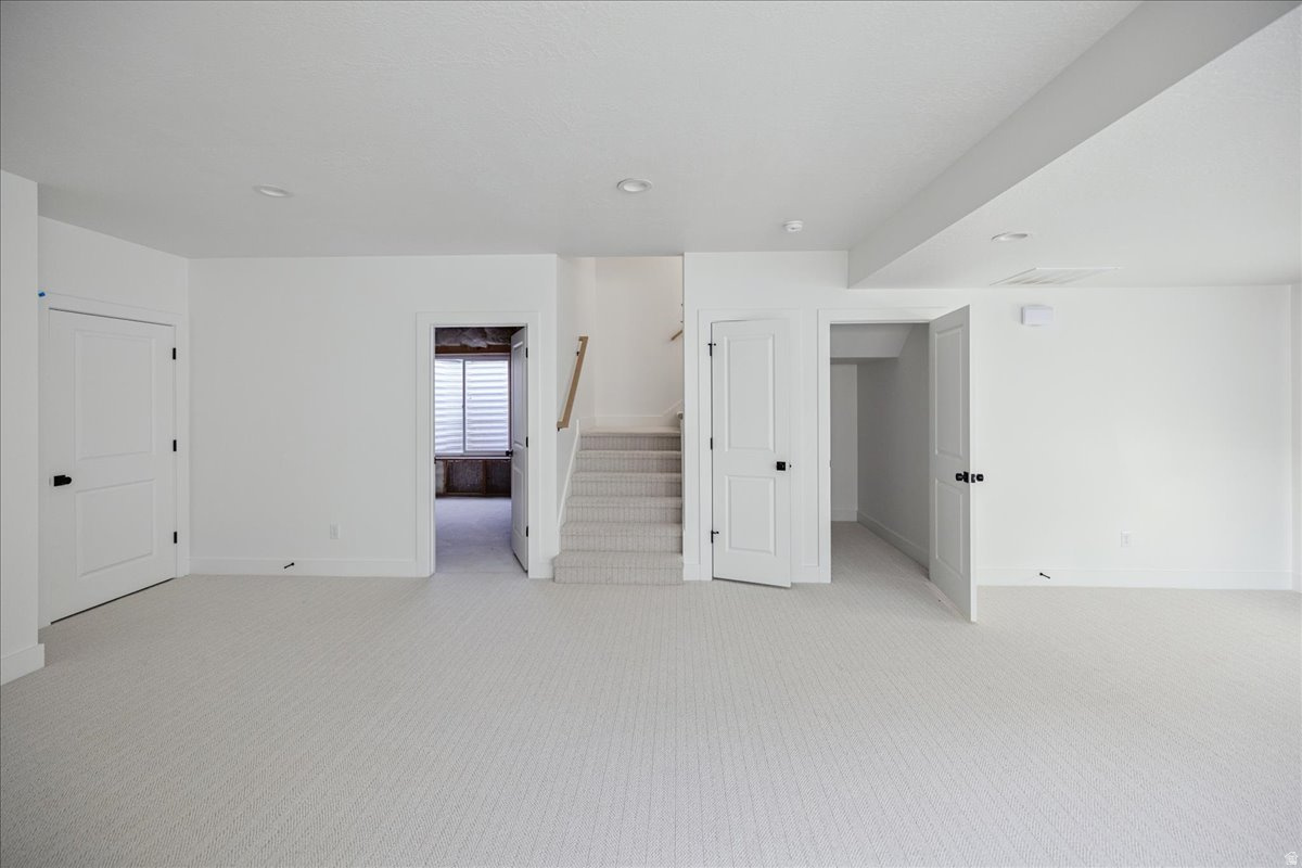 DAYBREAK - Residential